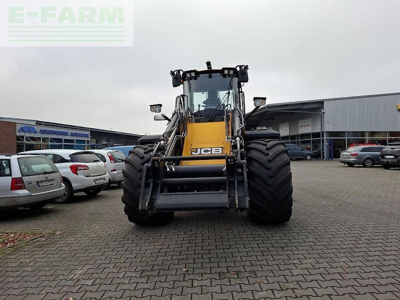 JCB 427 agri - Мини-экскаватор: фото 3 JCB 427 agri - Мини-экскаватор: фото 3
