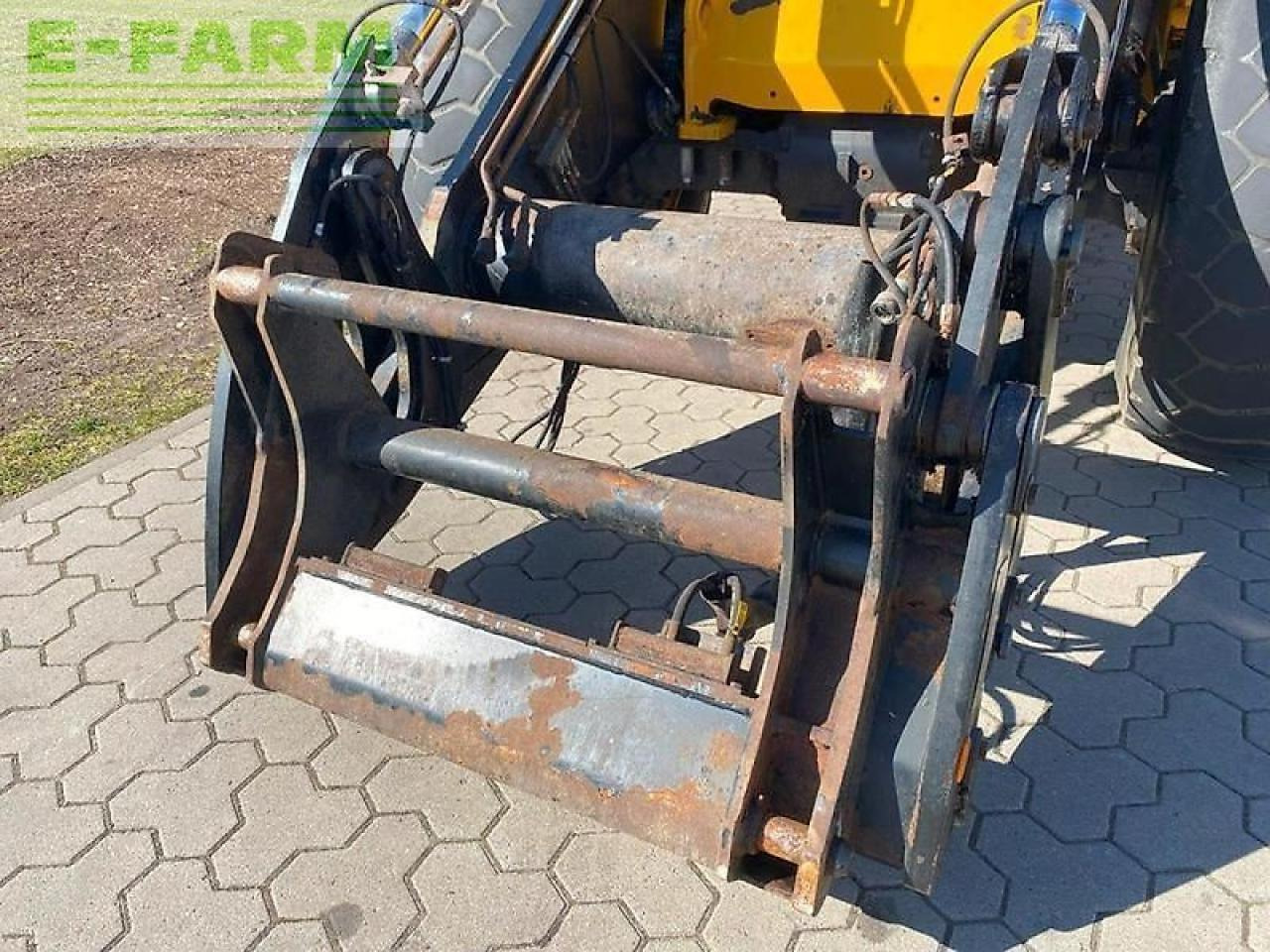 JCB 437 ht - Мини-экскаватор: фото 2 JCB 437 ht - Мини-экскаватор: фото 2