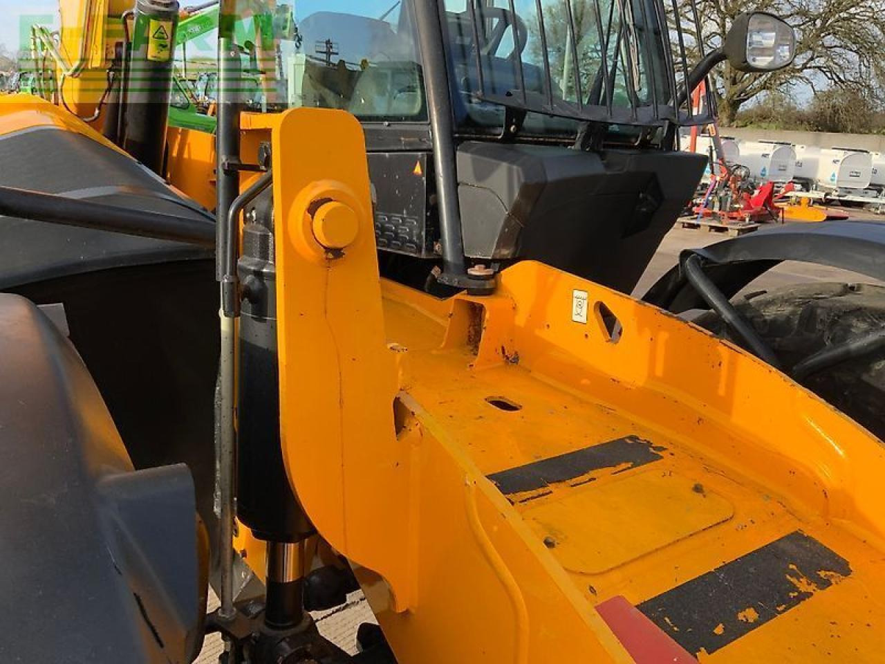 Телескопический погрузчик JCB 535-125 hi viz telehandler (st24979): фото 10 Телескопический погрузчик JCB 535-125 hi viz telehandler (st24979): фото 10