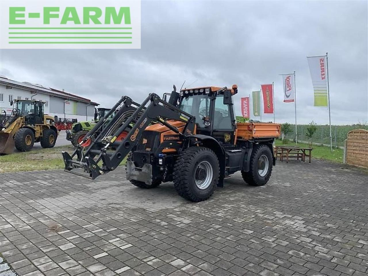 JCB fastrac 2140 - Трактор: фото 3 JCB fastrac 2140 - Трактор: фото 3