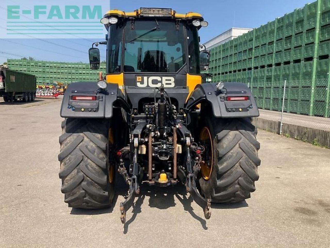 JCB gebr. schlepper jcb 4220 - Трактор: фото 5 JCB gebr. schlepper jcb 4220 - Трактор: фото 5