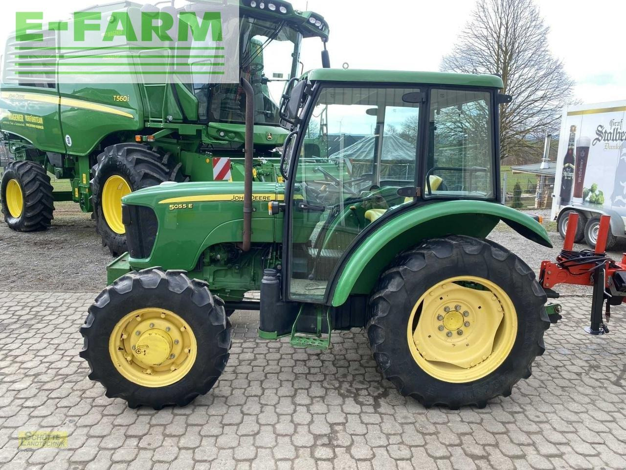 John Deere 5055e - Трактор: фото 4 John Deere 5055e - Трактор: фото 4