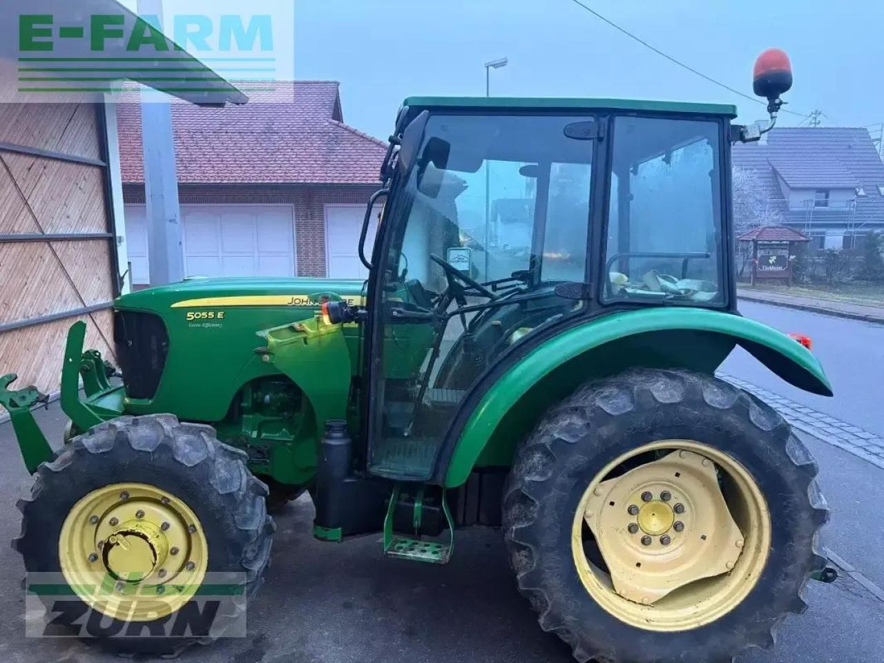 John Deere 5055e im kundenauftrag - Трактор: фото 1 John Deere 5055e im kundenauftrag - Трактор: фото 1