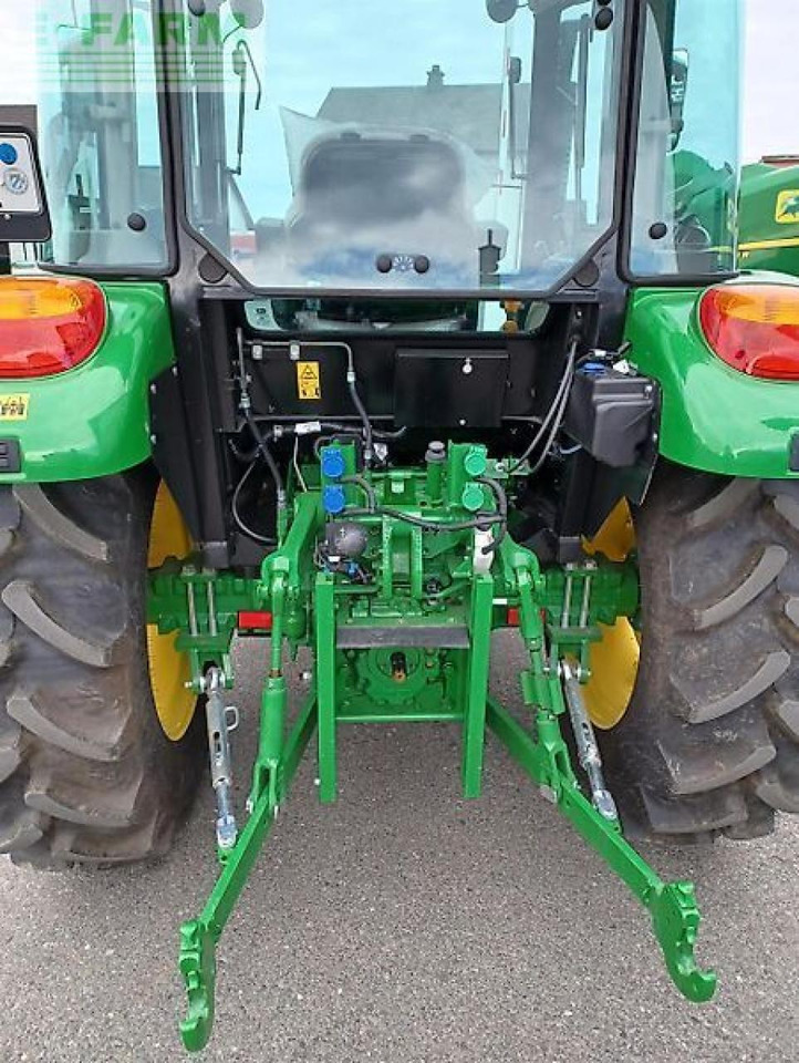 Трактор John Deere 5058e: фото 7