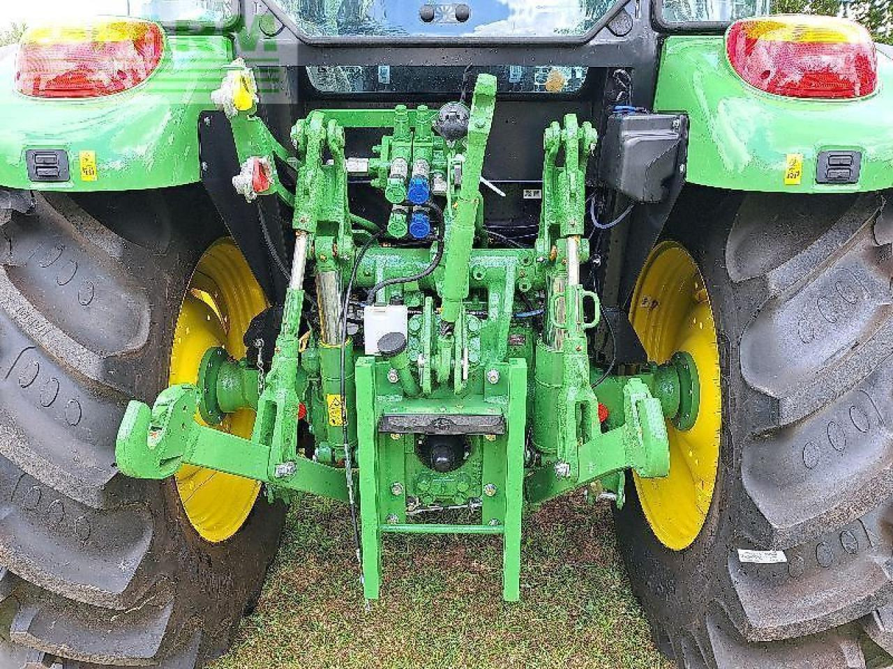 John Deere 5100m - Трактор: фото 5 John Deere 5100m - Трактор: фото 5