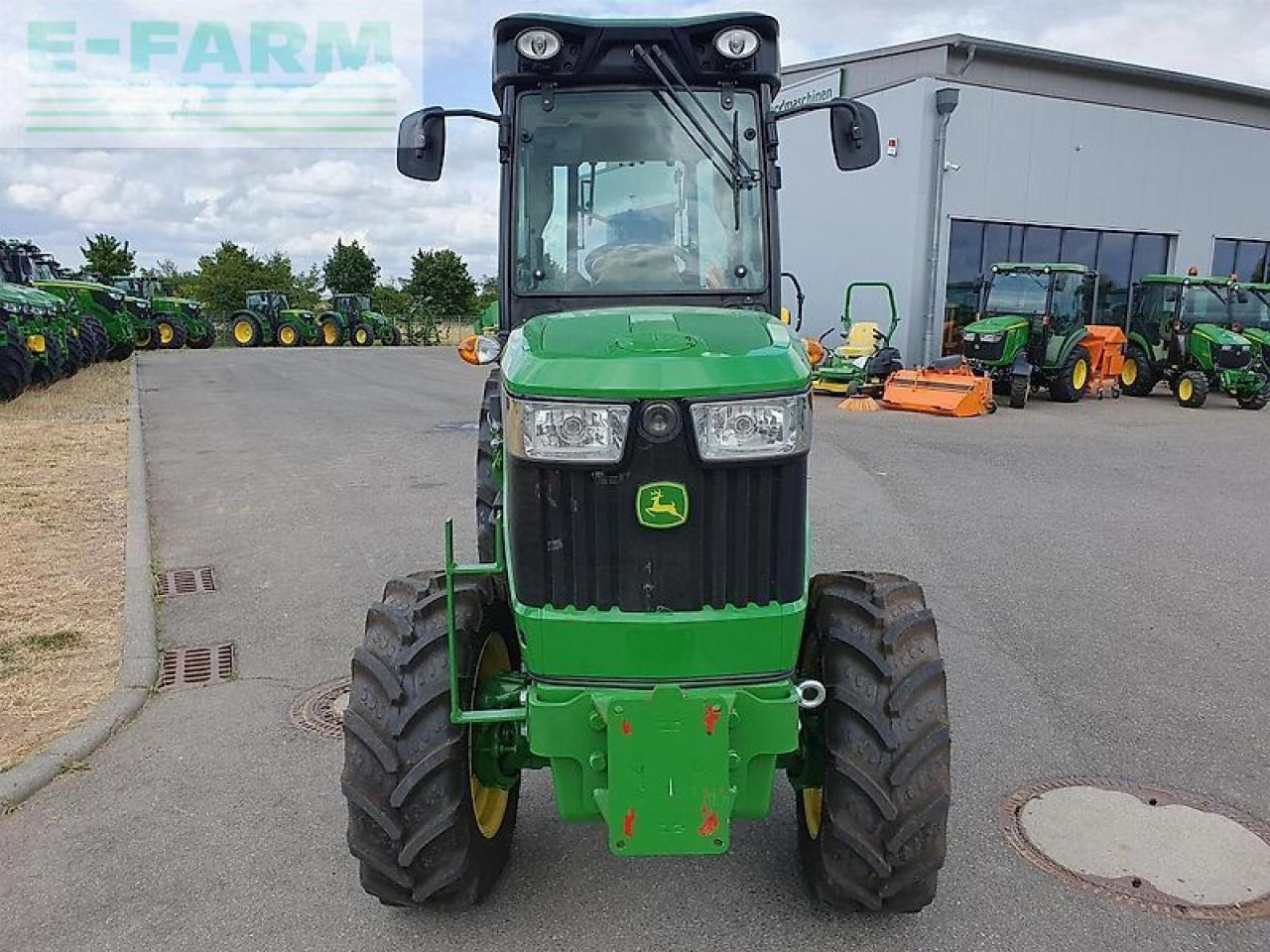 John Deere 5105gn stufe v - Трактор: фото 3 John Deere 5105gn stufe v - Трактор: фото 3