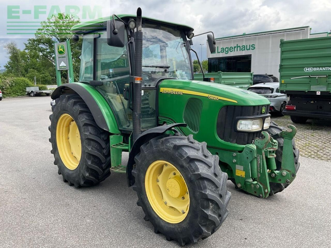 John Deere 5820 - Трактор: фото 2 John Deere 5820 - Трактор: фото 2