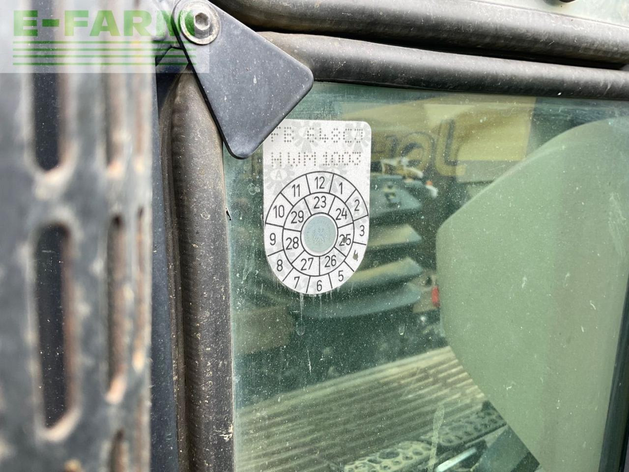 Трактор John Deere 5820: фото 12
