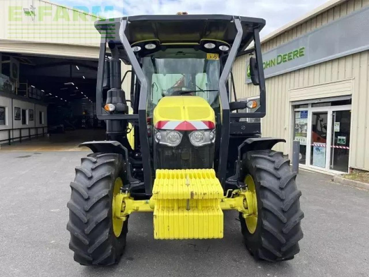 John Deere 6100m - Трактор: фото 5 John Deere 6100m - Трактор: фото 5