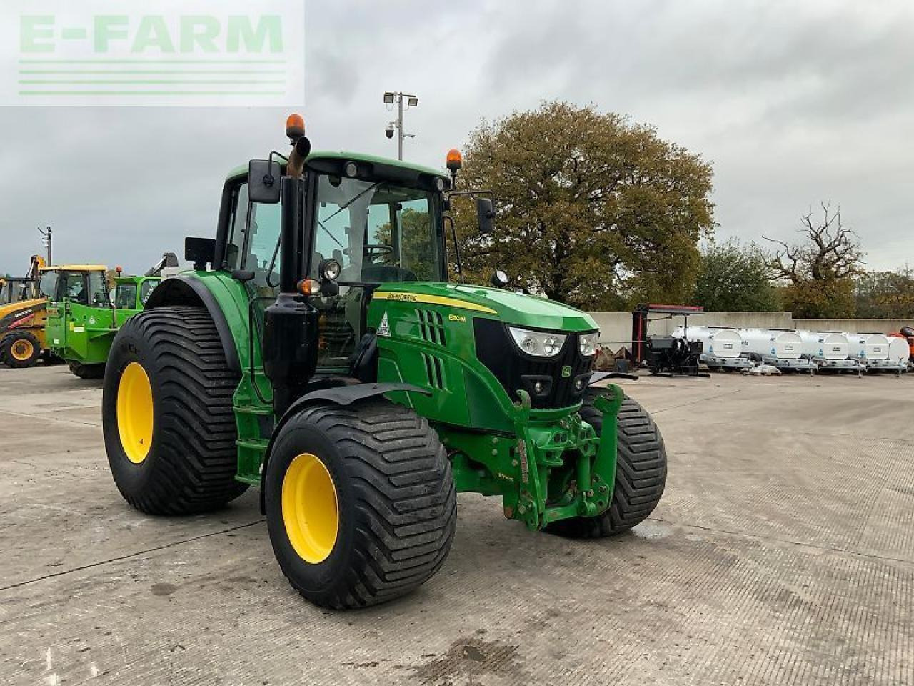 John Deere 6110m tractor (st24895) - Трактор: фото 2 John Deere 6110m tractor (st24895) - Трактор: фото 2
