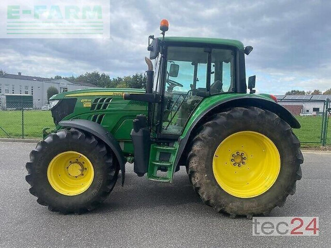John Deere 6115m - Трактор: фото 5 John Deere 6115m - Трактор: фото 5