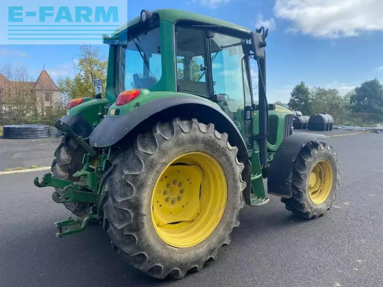 John Deere 6120 premium - Трактор: фото 3 John Deere 6120 premium - Трактор: фото 3