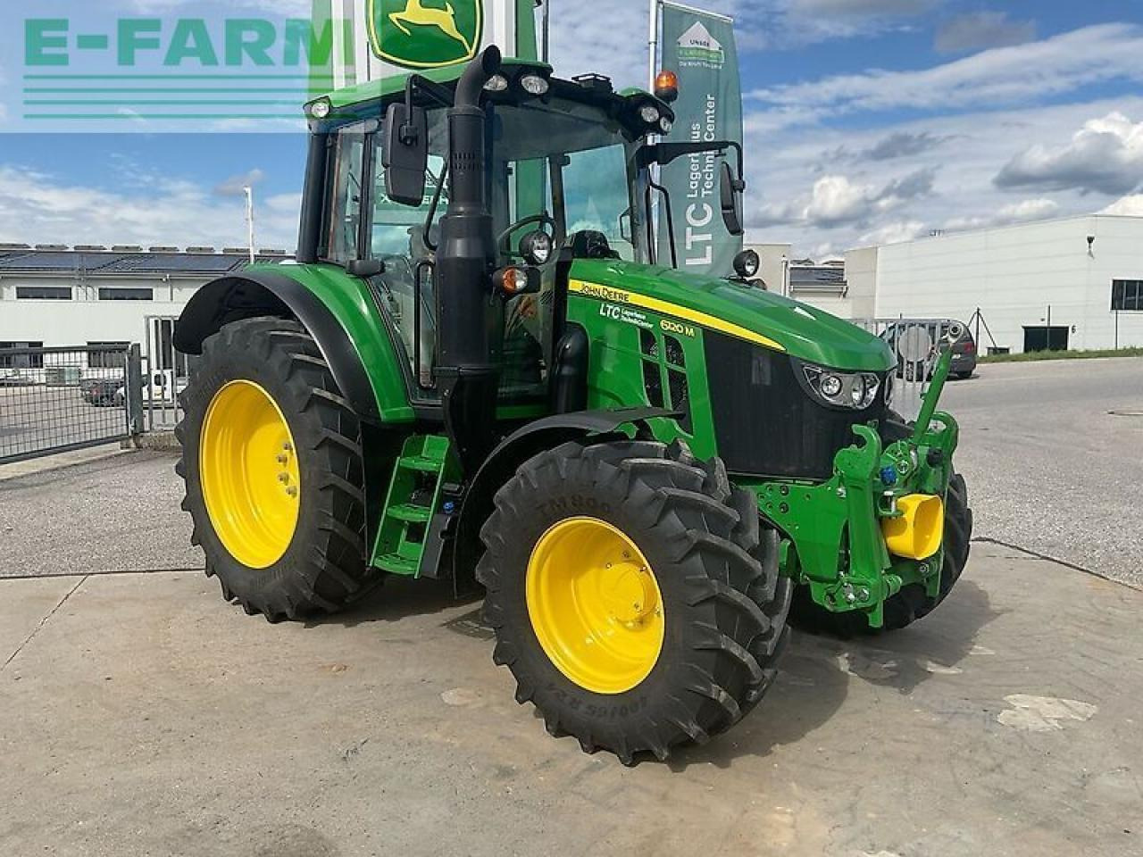 John Deere 6120m - Трактор: фото 2 John Deere 6120m - Трактор: фото 2