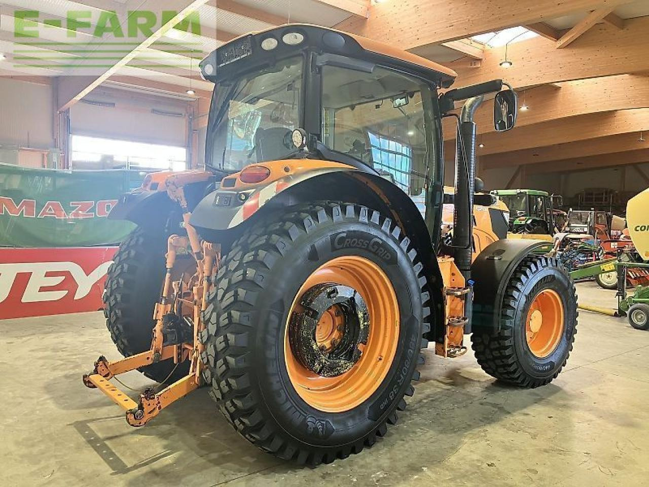 John Deere 6125r - Трактор: фото 3 John Deere 6125r - Трактор: фото 3