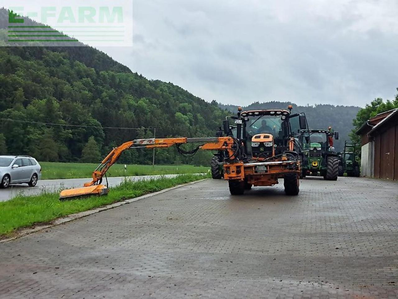 John Deere 6145r - Трактор: фото 2 John Deere 6145r - Трактор: фото 2