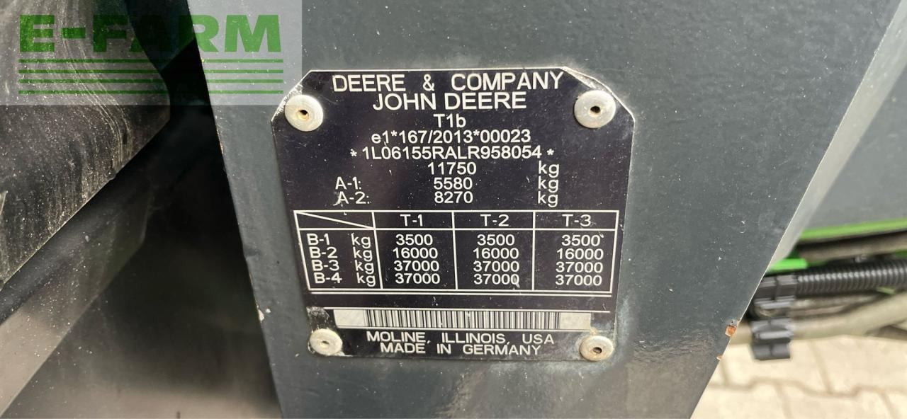 Трактор John Deere 6155 R: фото 42