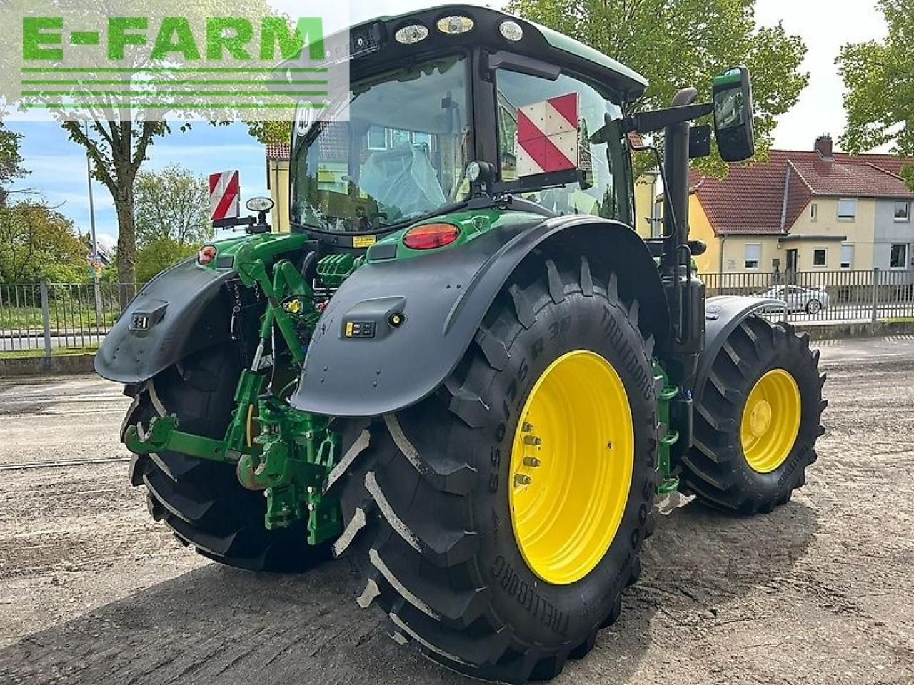 John Deere 6155r - Трактор: фото 4 John Deere 6155r - Трактор: фото 4