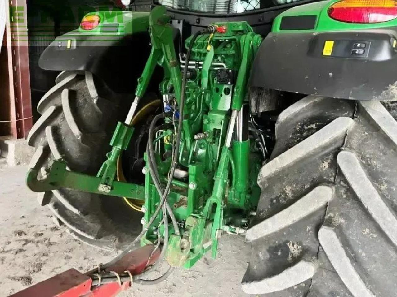 John Deere 6155r - Трактор: фото 3 John Deere 6155r - Трактор: фото 3