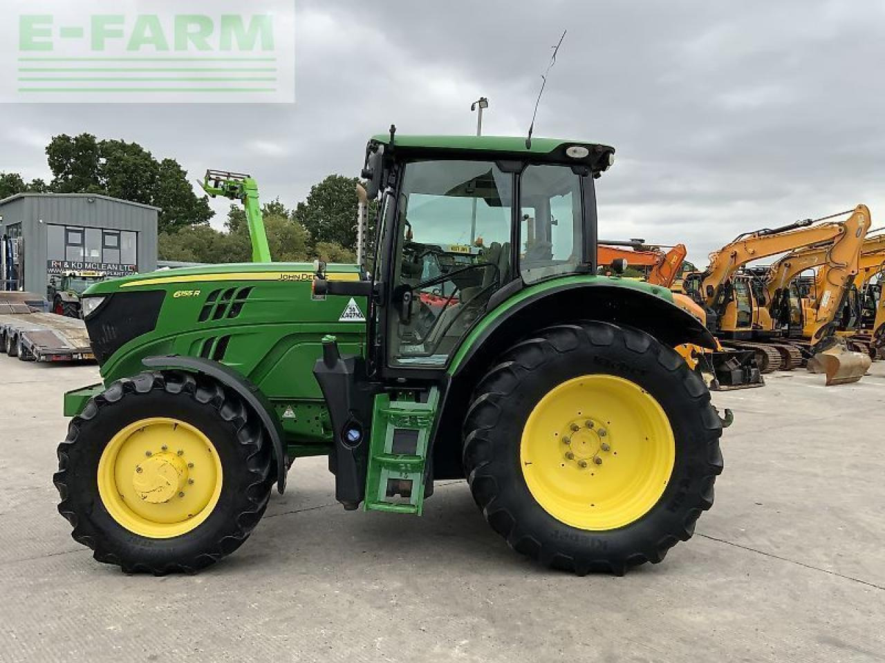 John Deere 6155r tractor (st24008) - Трактор: фото 5 John Deere 6155r tractor (st24008) - Трактор: фото 5