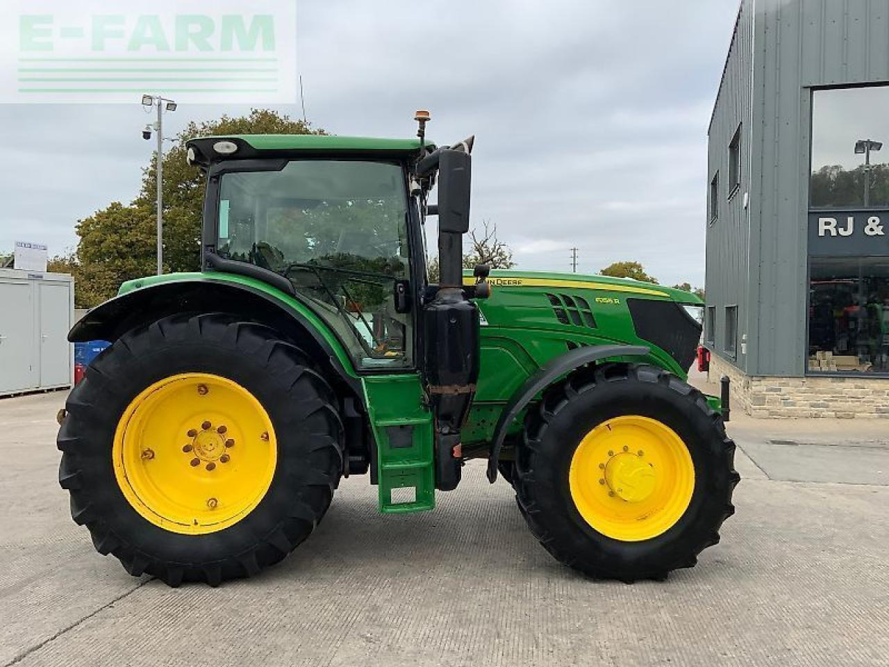 John Deere 6155r tractor (st24081) - Трактор: фото 1 John Deere 6155r tractor (st24081) - Трактор: фото 1