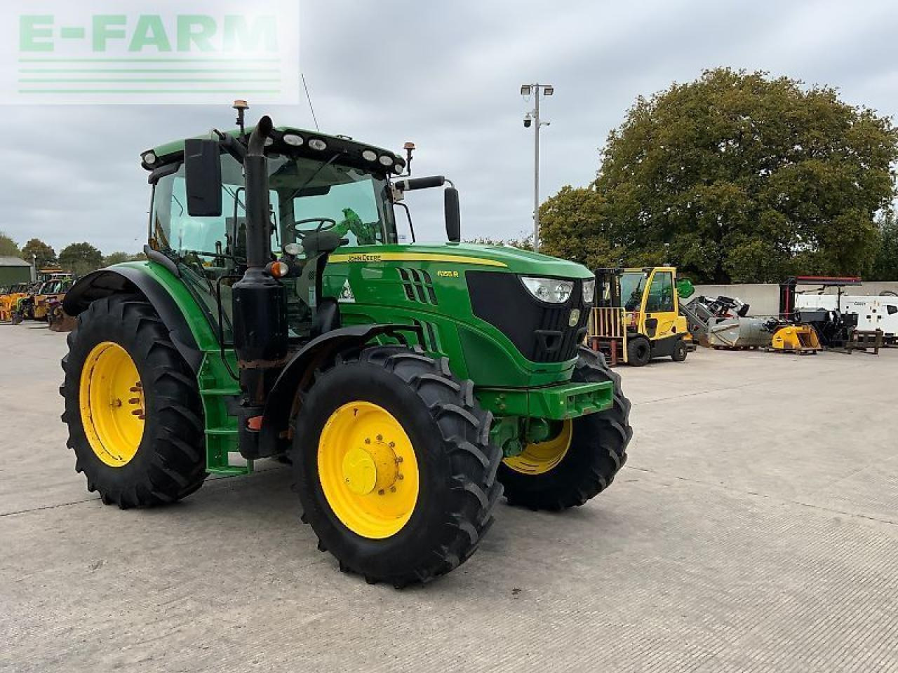John Deere 6155r tractor (st24081) - Трактор: фото 3 John Deere 6155r tractor (st24081) - Трактор: фото 3