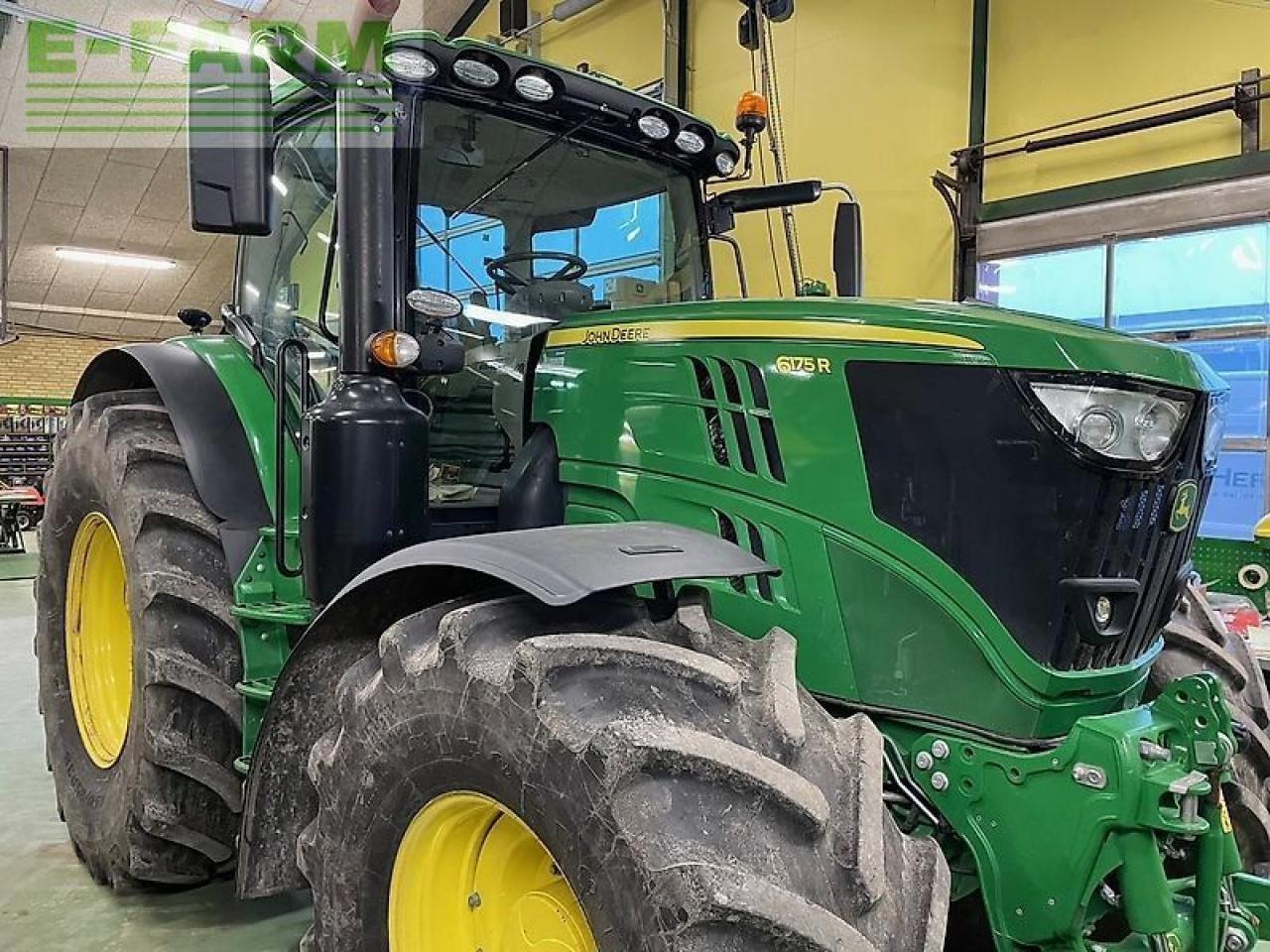 John Deere 6175r - Трактор: фото 1 John Deere 6175r - Трактор: фото 1