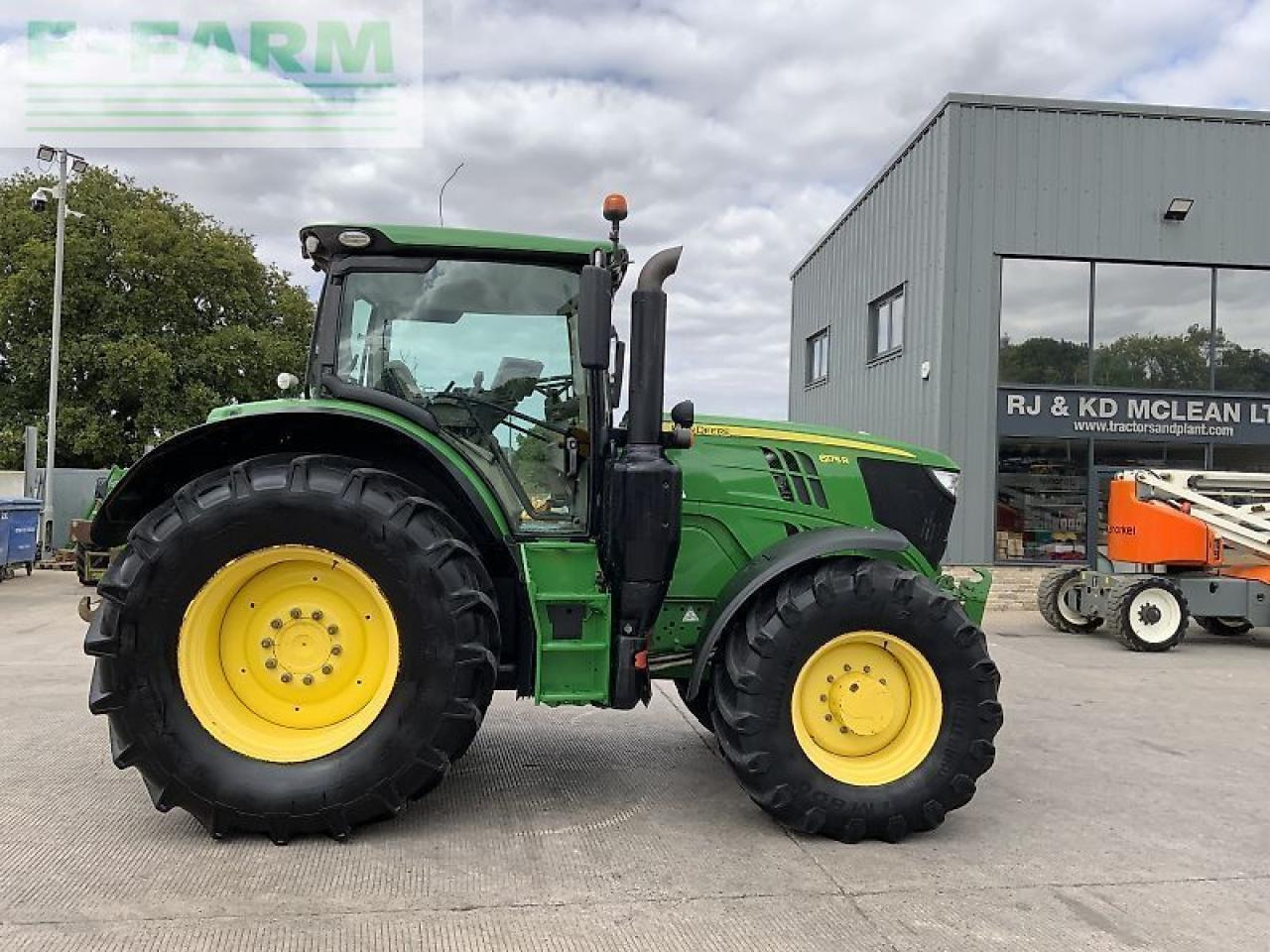 John Deere 6175r tractor (st24009) - Трактор: фото 1 John Deere 6175r tractor (st24009) - Трактор: фото 1