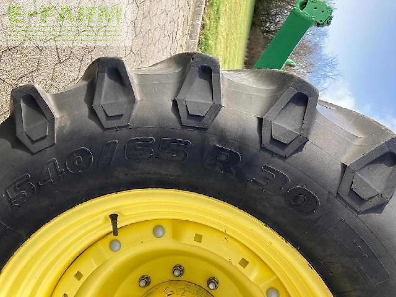 Трактор John Deere 6190r: фото 8