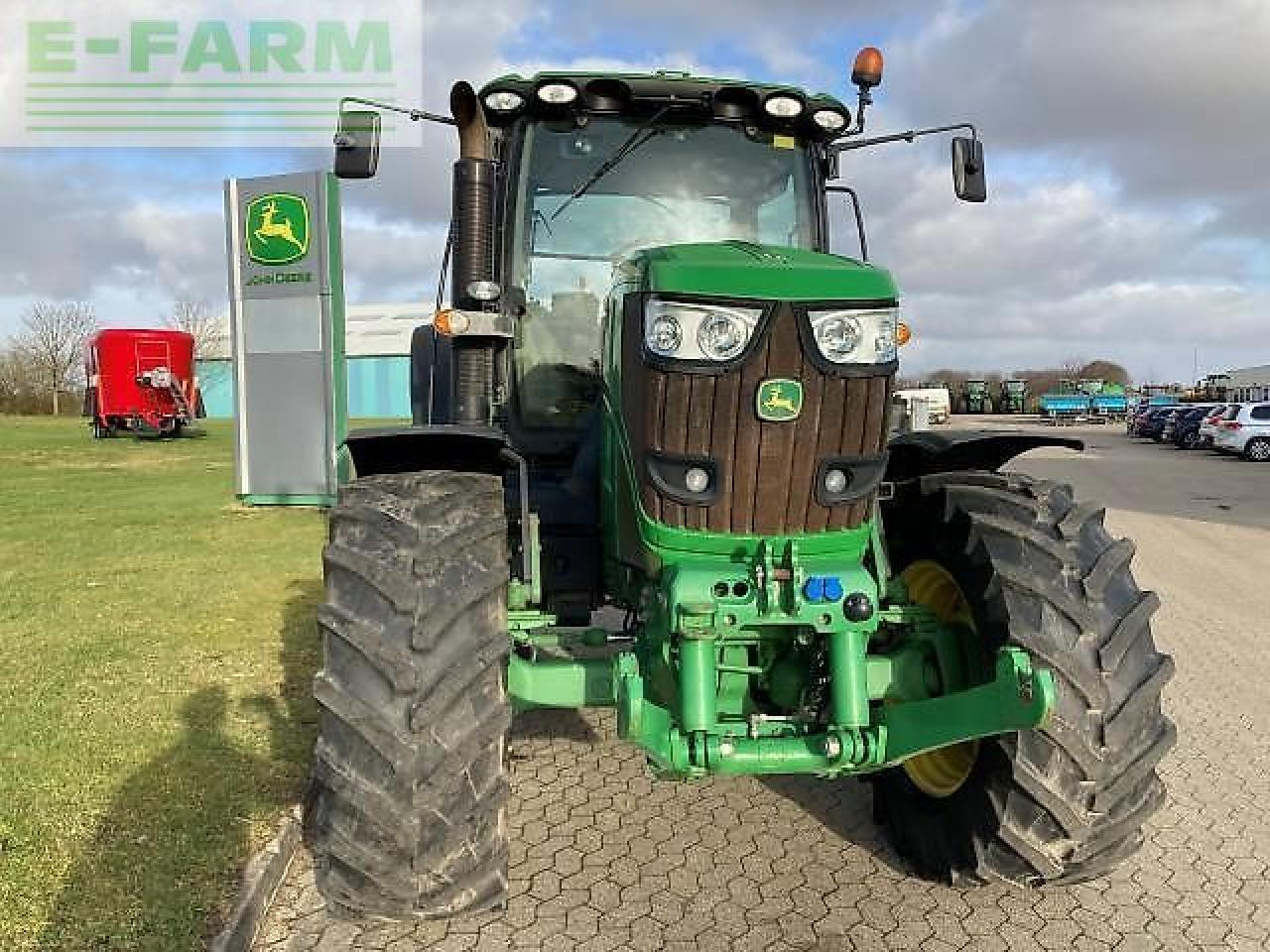 Трактор John Deere 6190r: фото 6