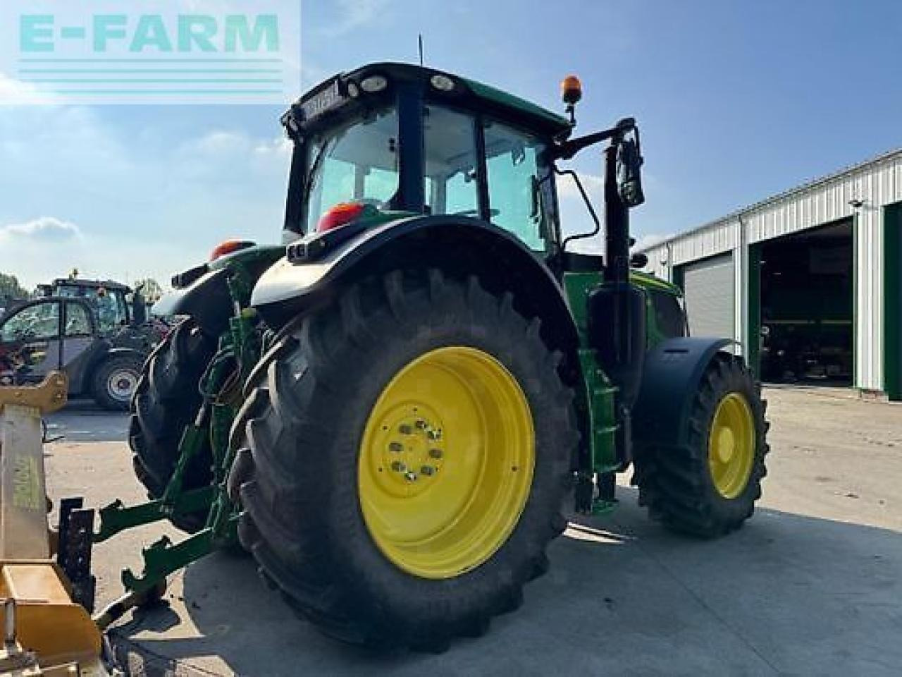 John Deere 6195m - Трактор: фото 4 John Deere 6195m - Трактор: фото 4