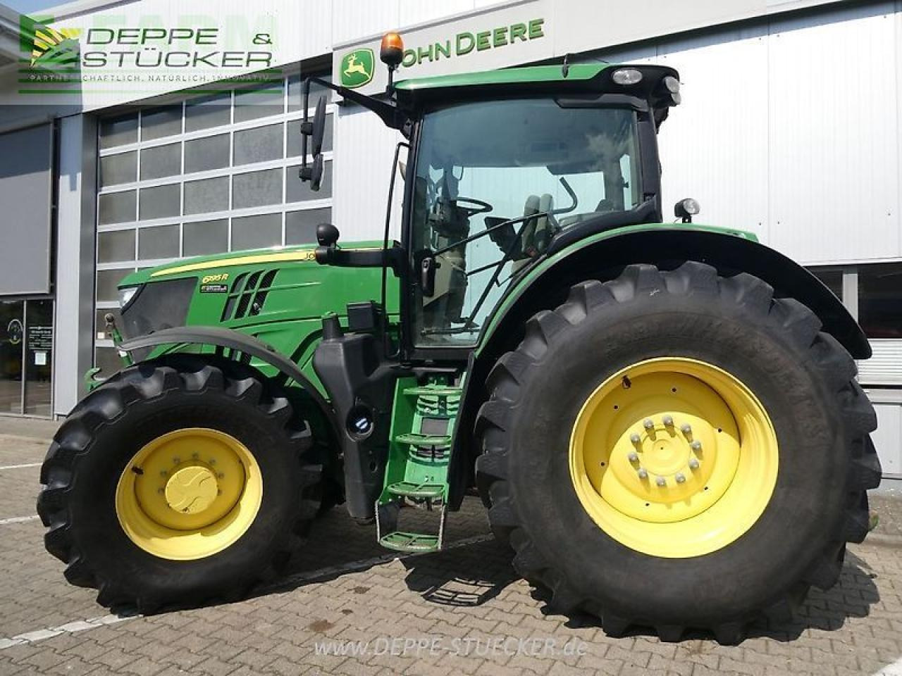 Трактор John Deere 6195r: фото 8