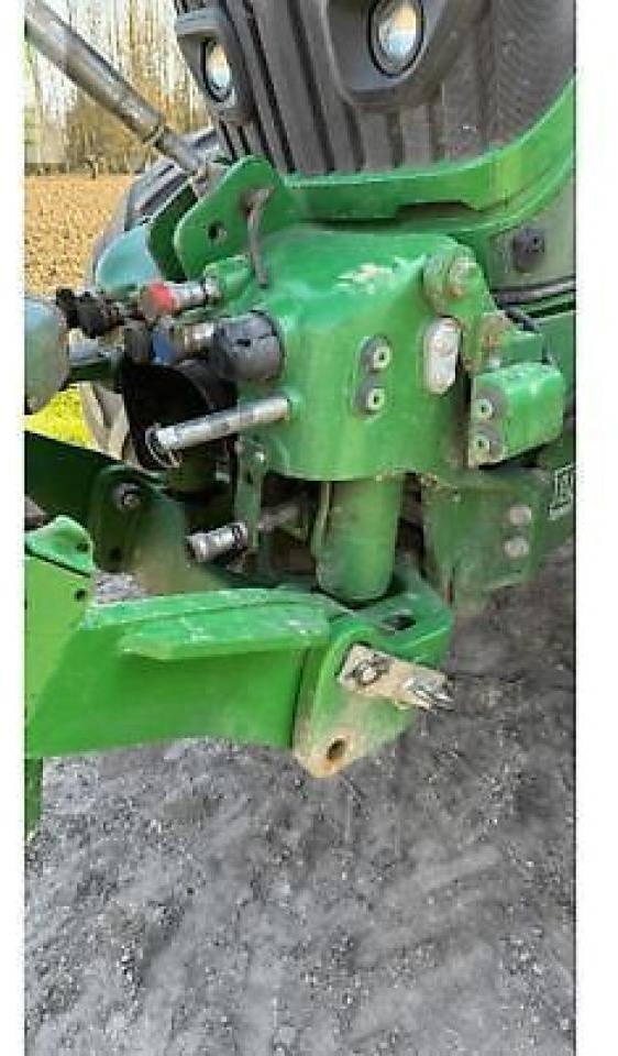 John Deere 6195r - Трактор: фото 4 John Deere 6195r - Трактор: фото 4