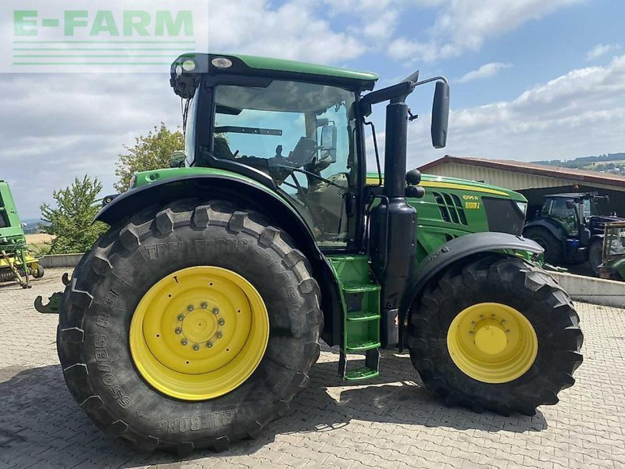 John Deere 6195r - Трактор: фото 4 John Deere 6195r - Трактор: фото 4