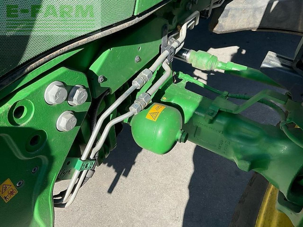 Трактор John Deere 6195r: фото 12
