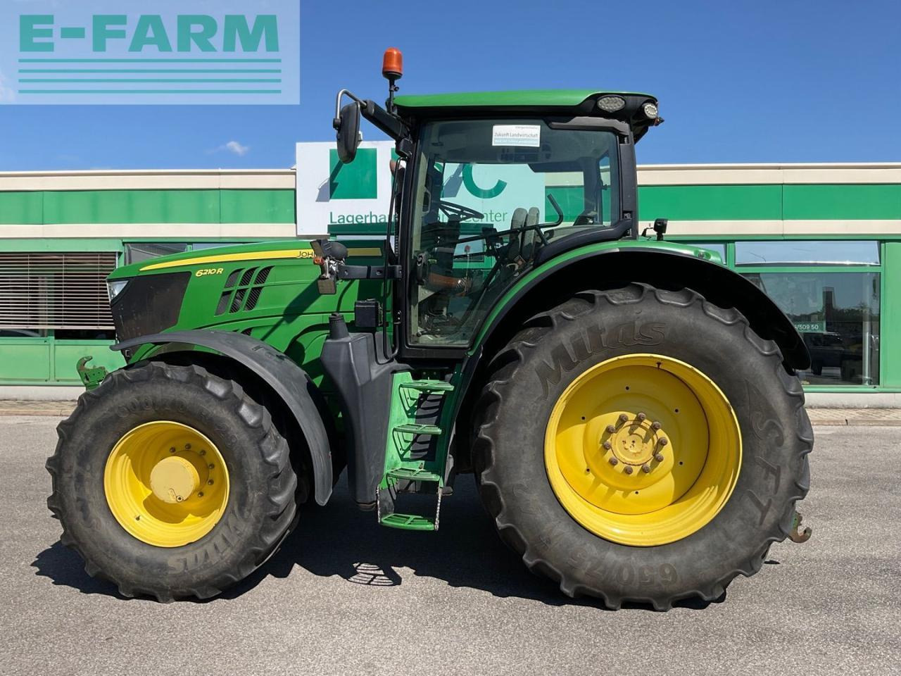 John Deere 6210R - Трактор: фото 2 John Deere 6210R - Трактор: фото 2