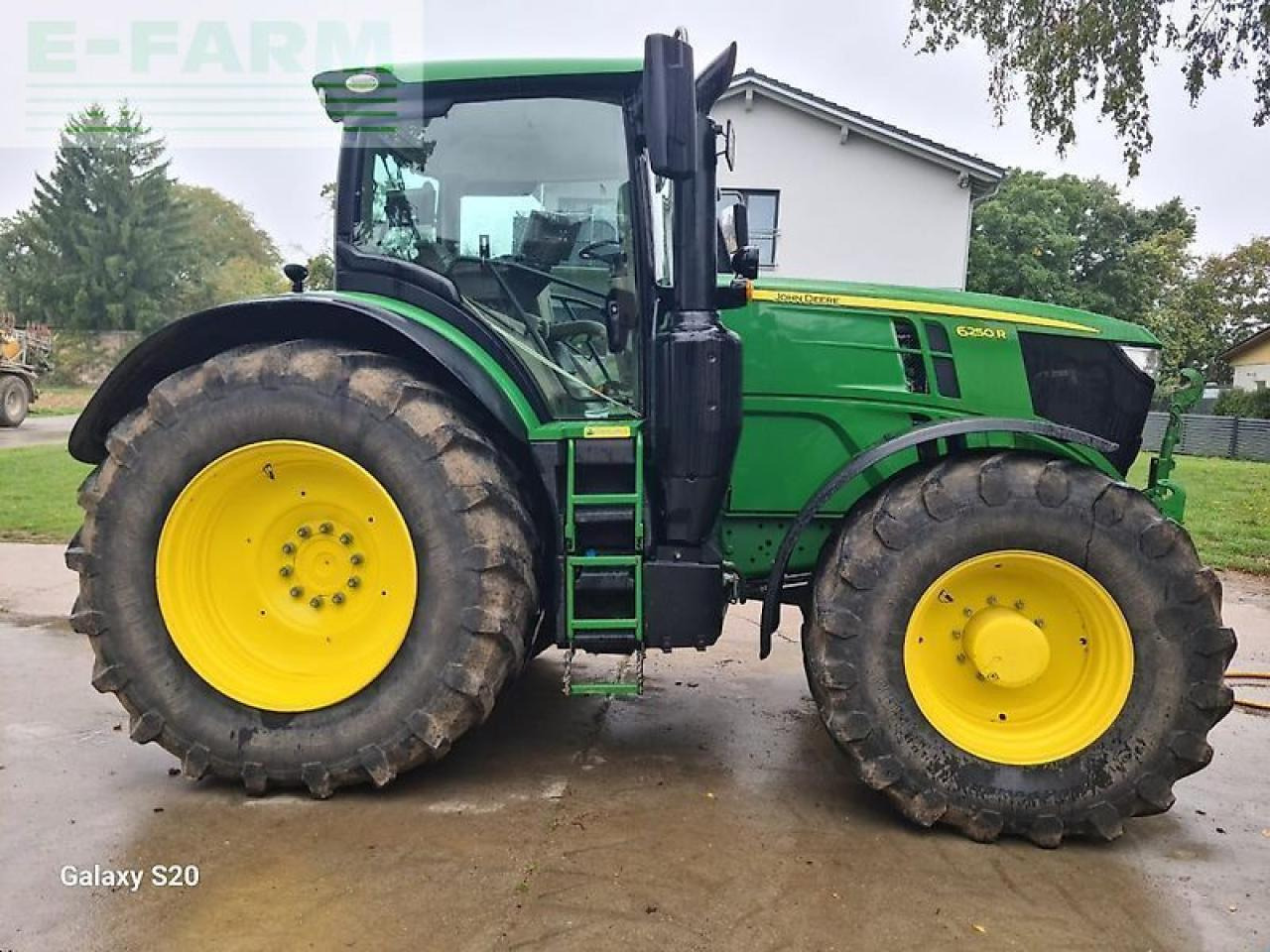 John Deere 6250r - command pro - Трактор: фото 3 John Deere 6250r - command pro - Трактор: фото 3