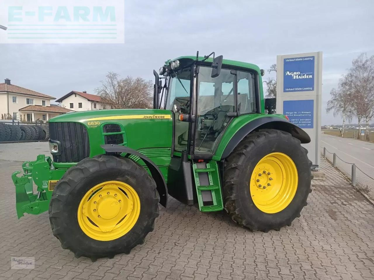 John Deere 6830 premium - Трактор: фото 4 John Deere 6830 premium - Трактор: фото 4