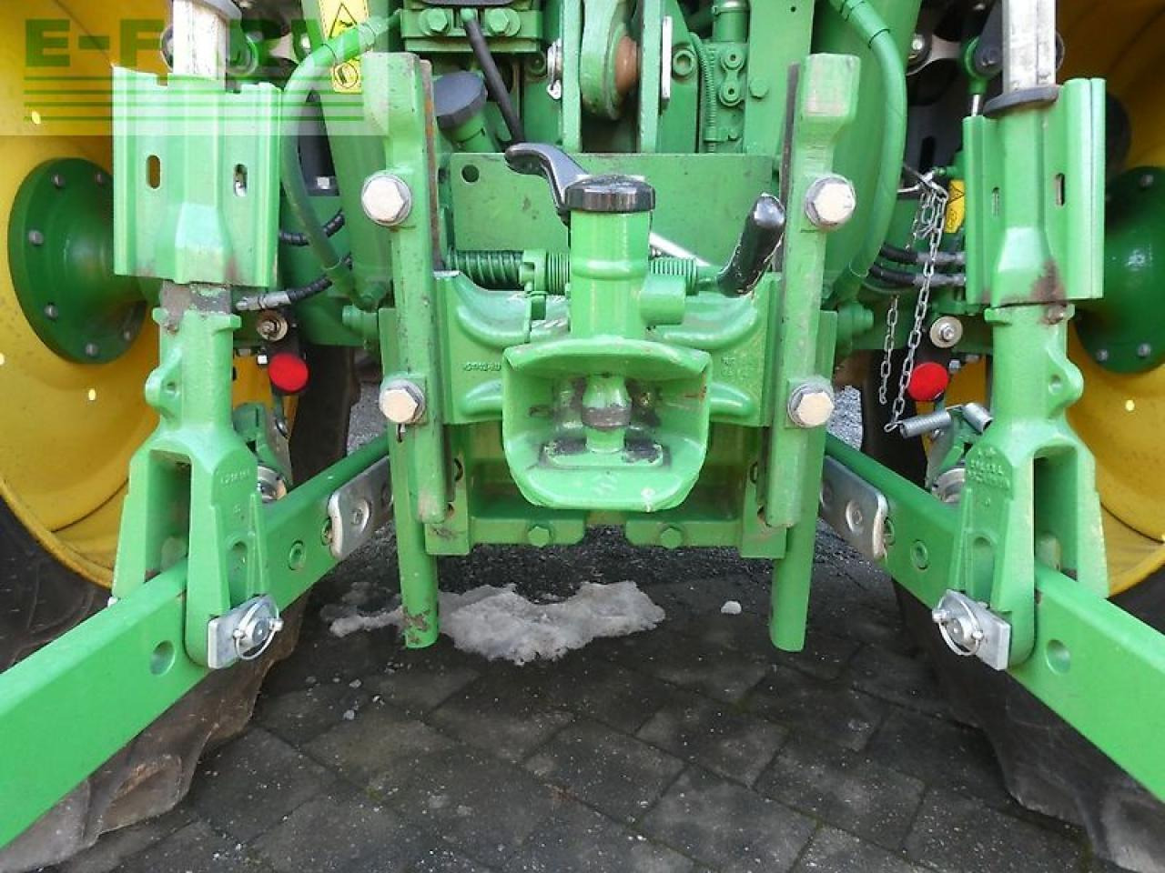 John Deere 6r 110 - Трактор: фото 5 John Deere 6r 110 - Трактор: фото 5