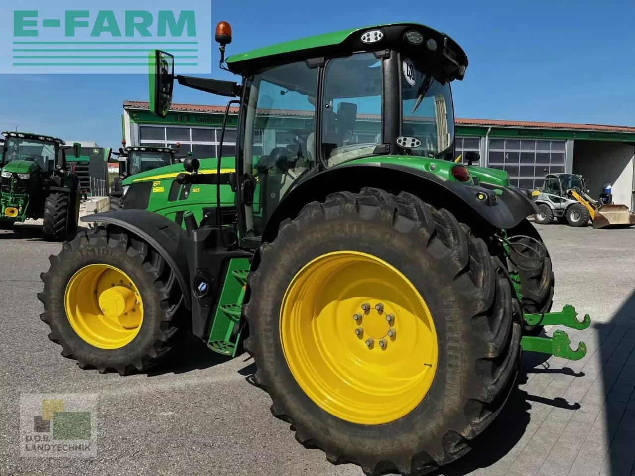 John Deere 6r 185 - Трактор: фото 5 John Deere 6r 185 - Трактор: фото 5