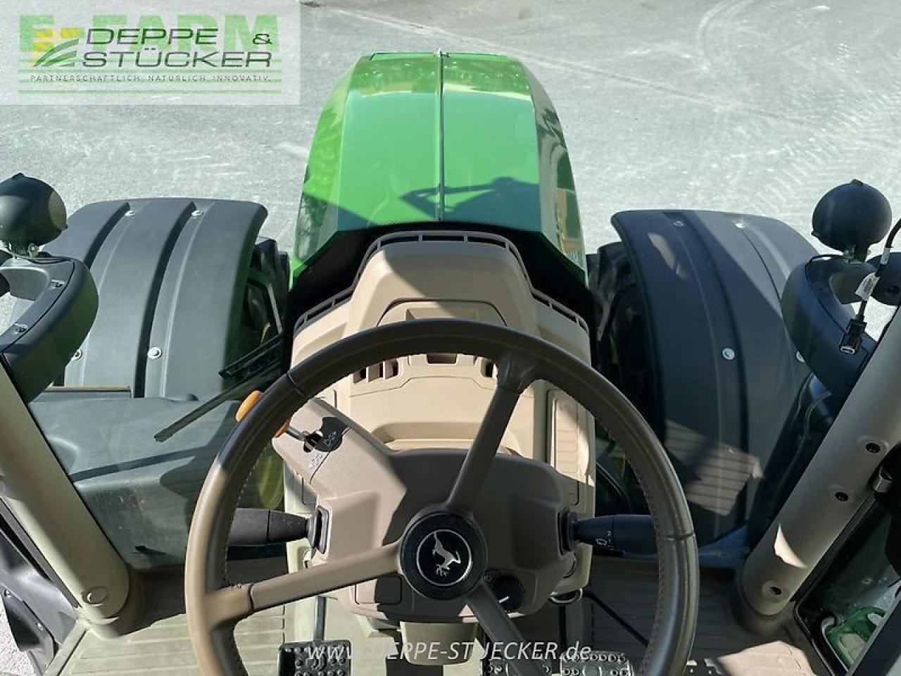 John Deere 6r 195 - Трактор: фото 5 John Deere 6r 195 - Трактор: фото 5