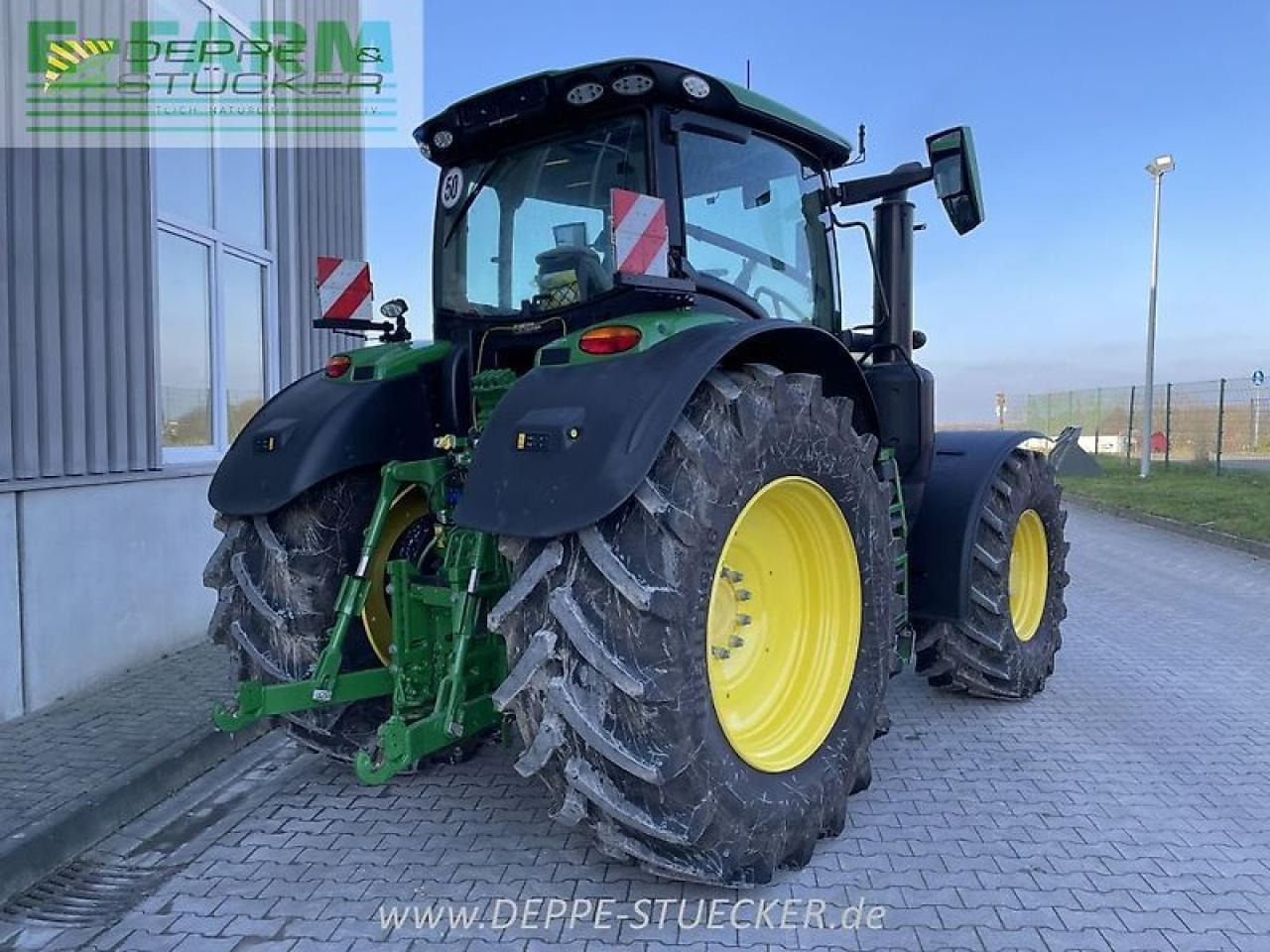 John Deere 6r 250 - Трактор: фото 2 John Deere 6r 250 - Трактор: фото 2