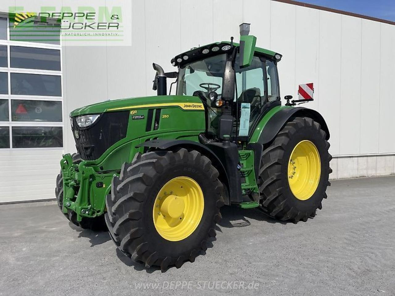 John Deere 6r 250 - Трактор: фото 1 John Deere 6r 250 - Трактор: фото 1