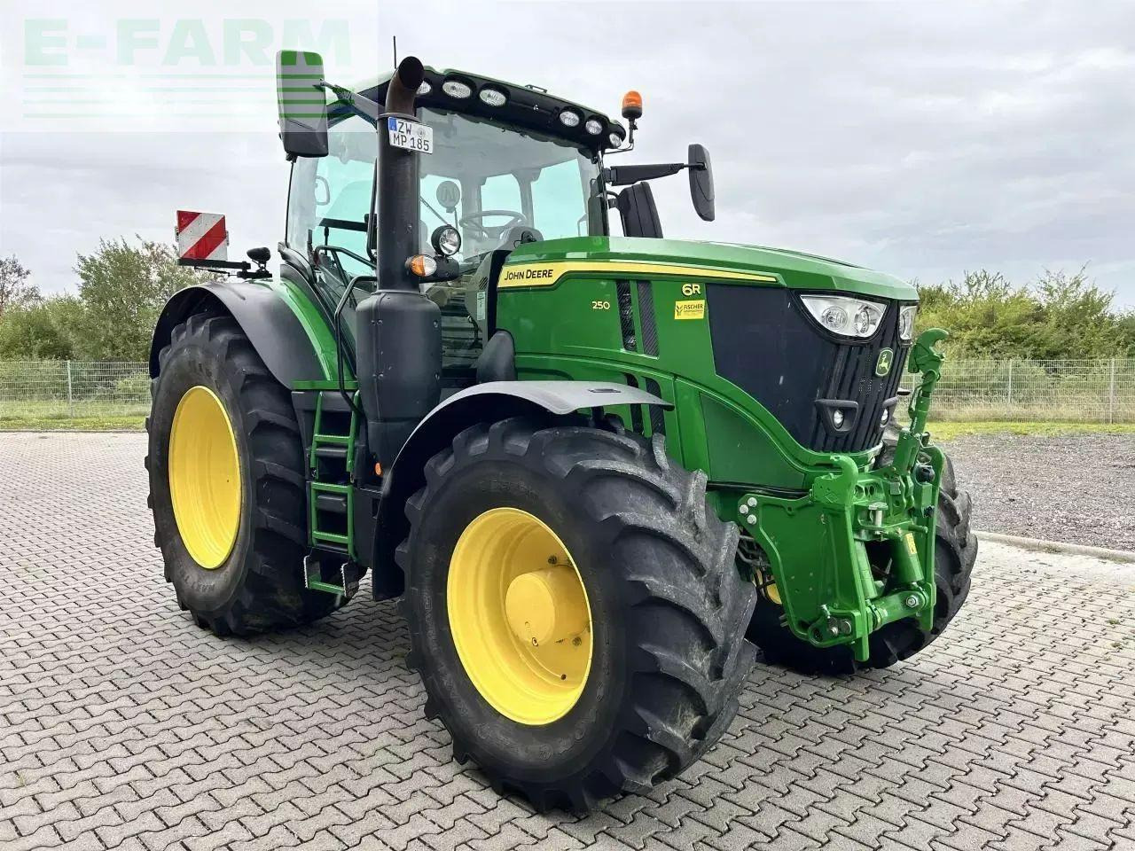 John Deere 6r 250 certified used - Трактор: фото 5 John Deere 6r 250 certified used - Трактор: фото 5