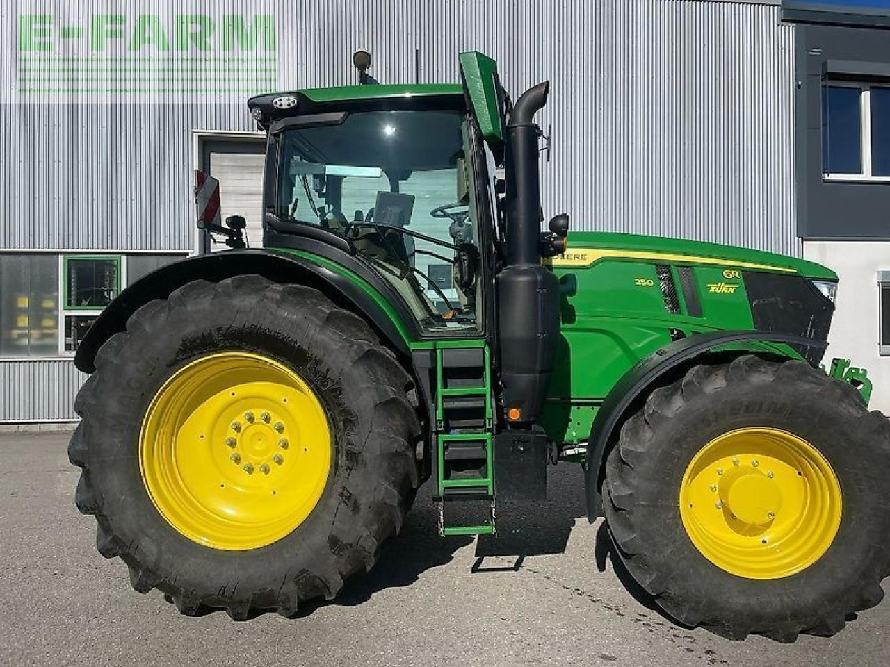 John Deere 6r250 / 6r 250 - Трактор: фото 2 John Deere 6r250 / 6r 250 - Трактор: фото 2
