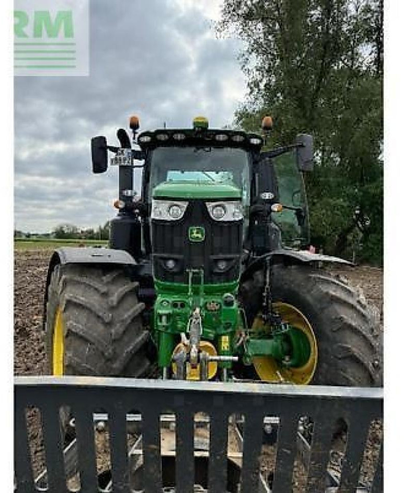 John Deere 6r250 - Трактор: фото 3 John Deere 6r250 - Трактор: фото 3