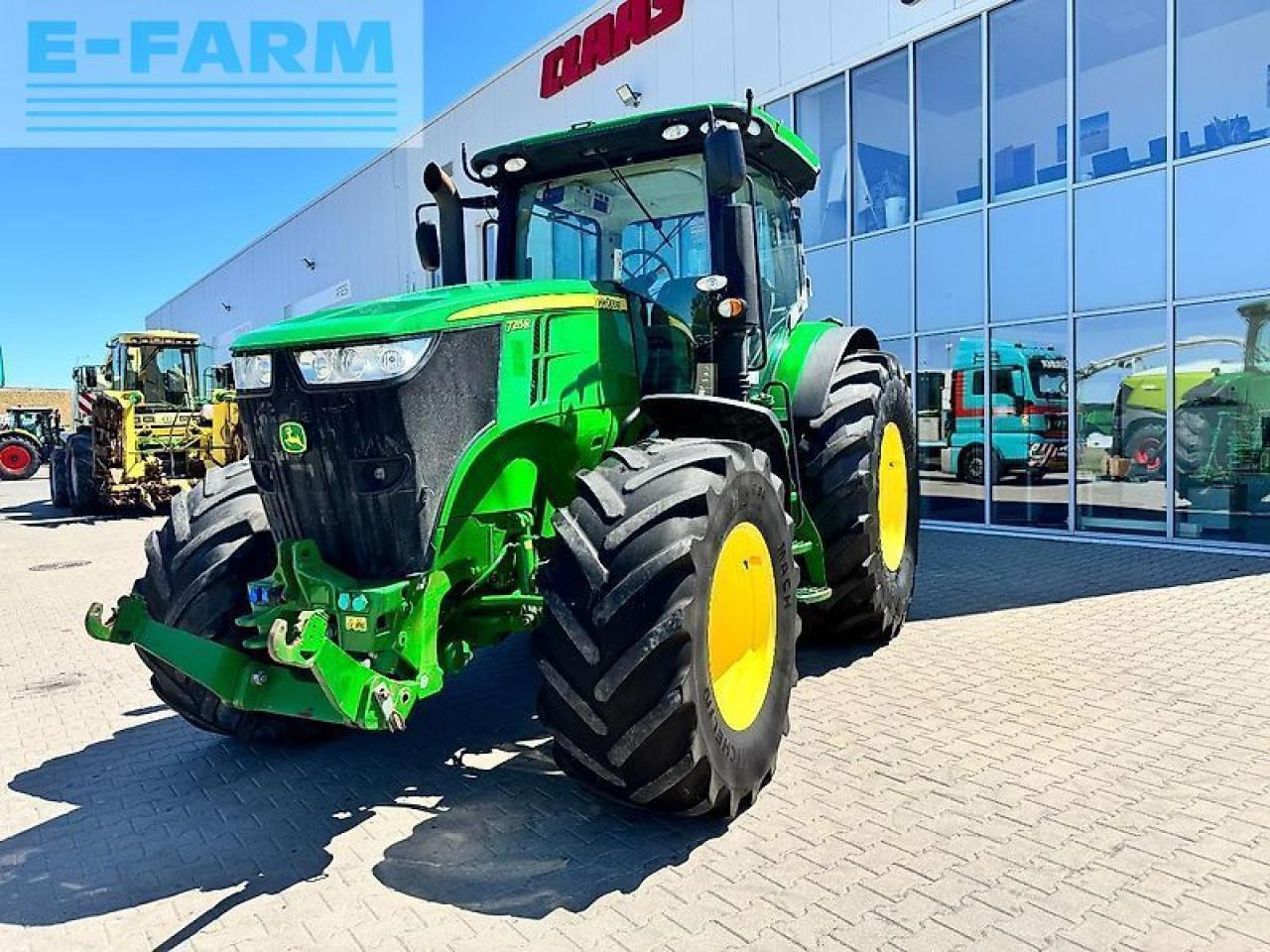 John Deere 7215r - Трактор: фото 1 John Deere 7215r - Трактор: фото 1