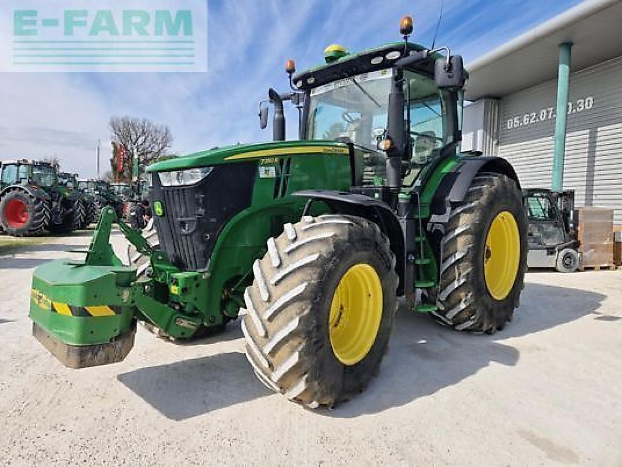 John Deere 7250r - Трактор: фото 2 John Deere 7250r - Трактор: фото 2