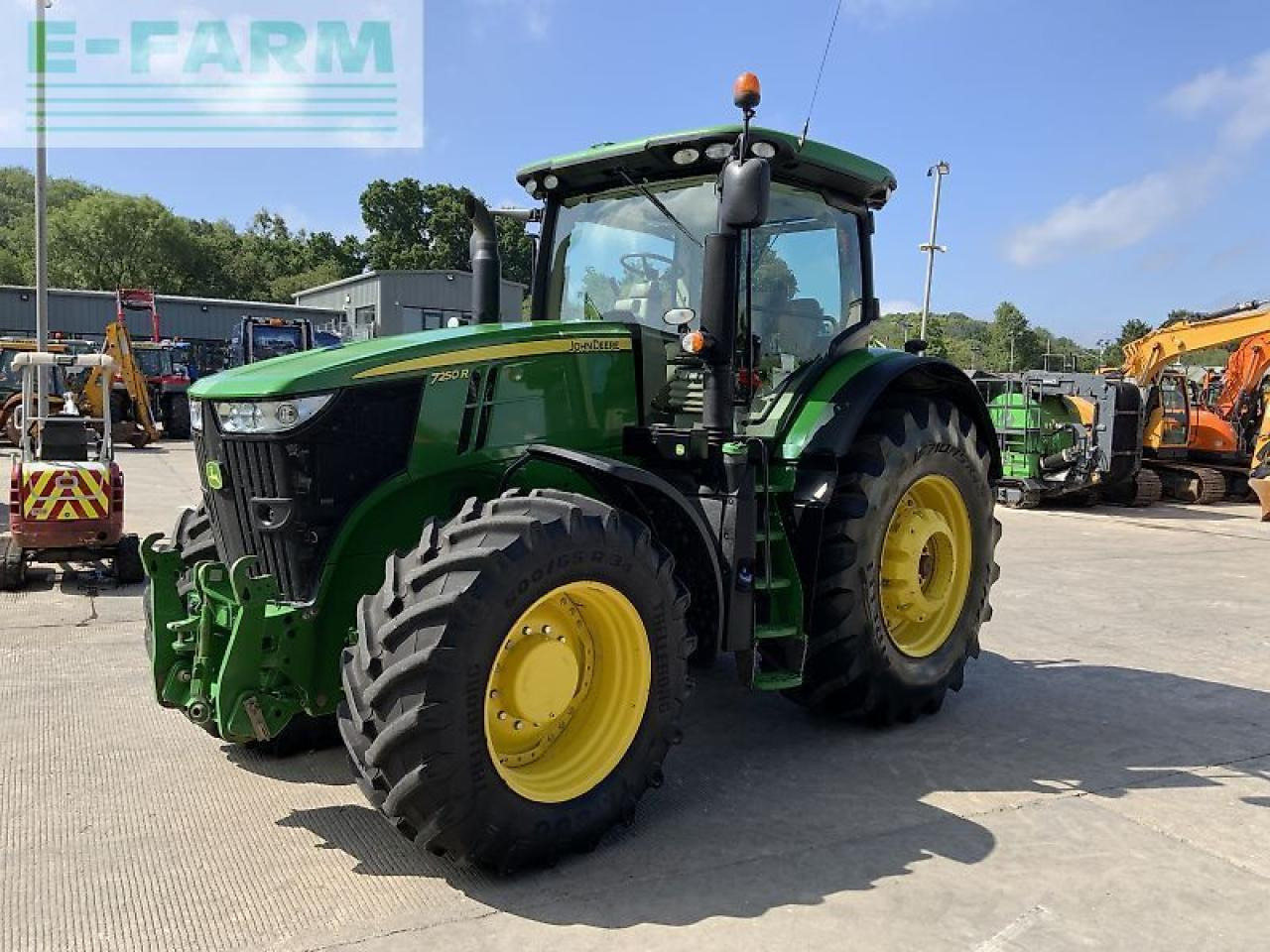 John Deere 7250r tractor (st23494) - Трактор: фото 4 John Deere 7250r tractor (st23494) - Трактор: фото 4