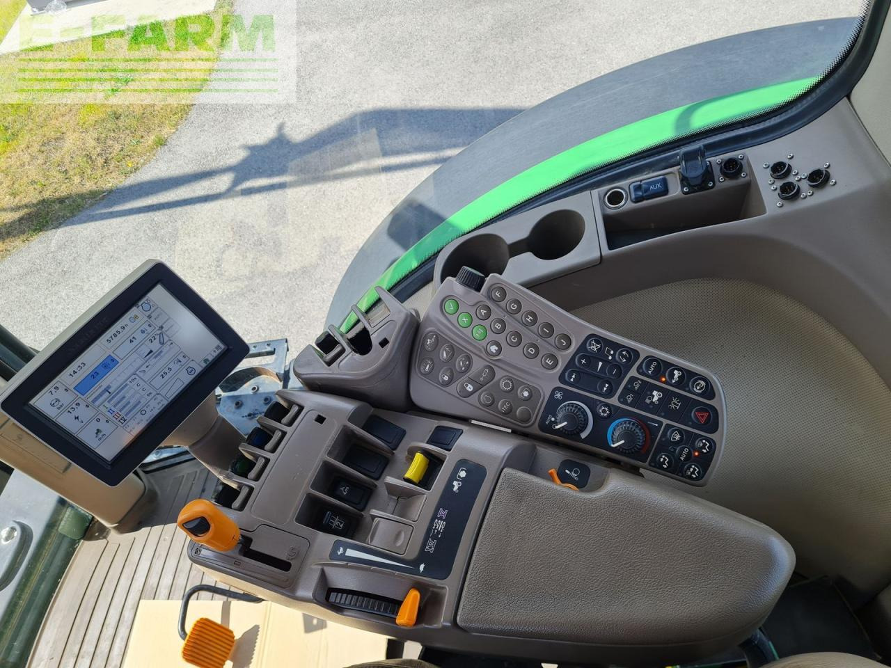 Трактор John Deere 7280r: фото 16