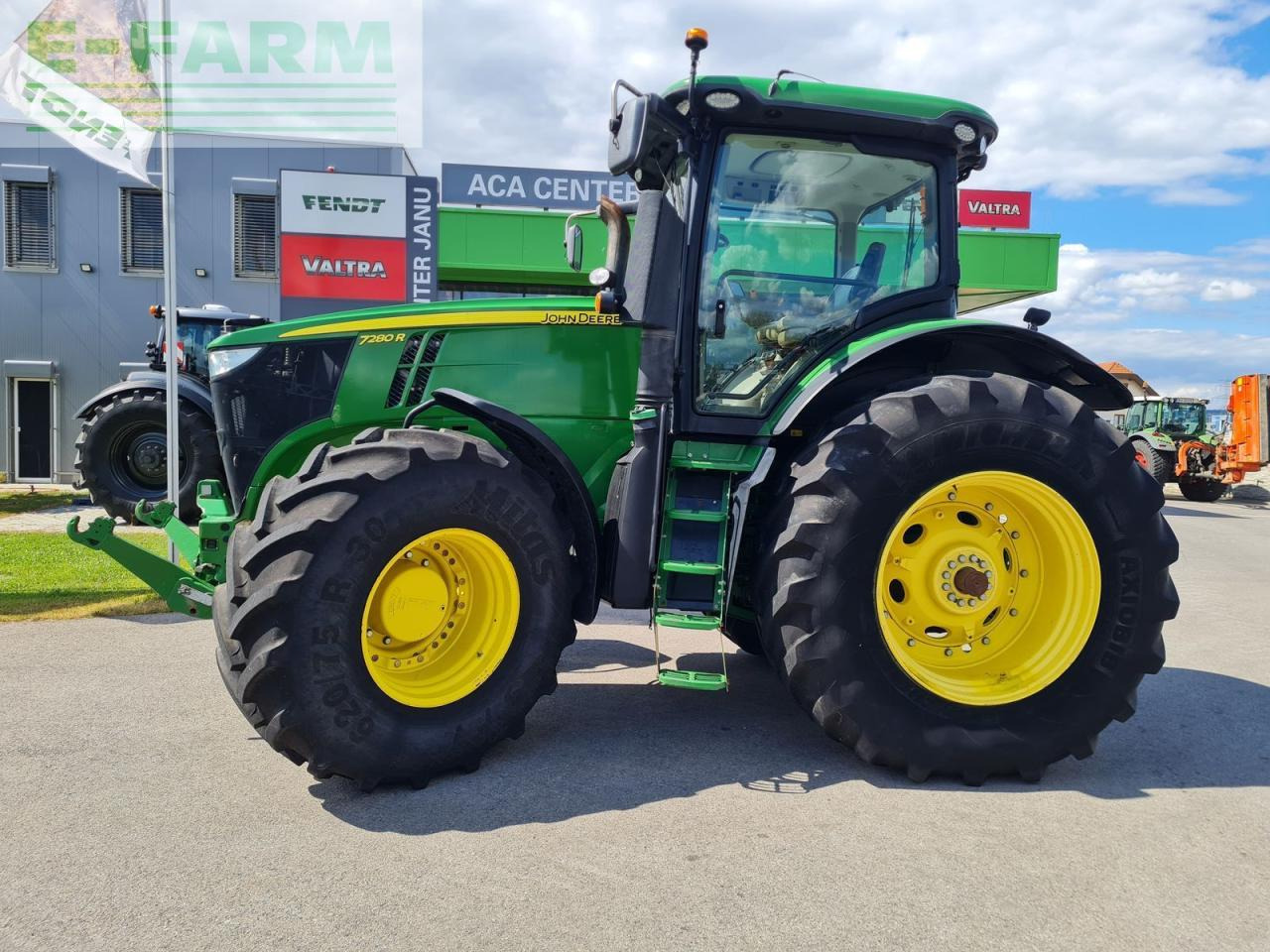 John Deere 7280r - Трактор: фото 3 John Deere 7280r - Трактор: фото 3